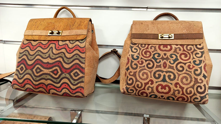 Bolsos, mochilas, monederos, fundas de corcho
